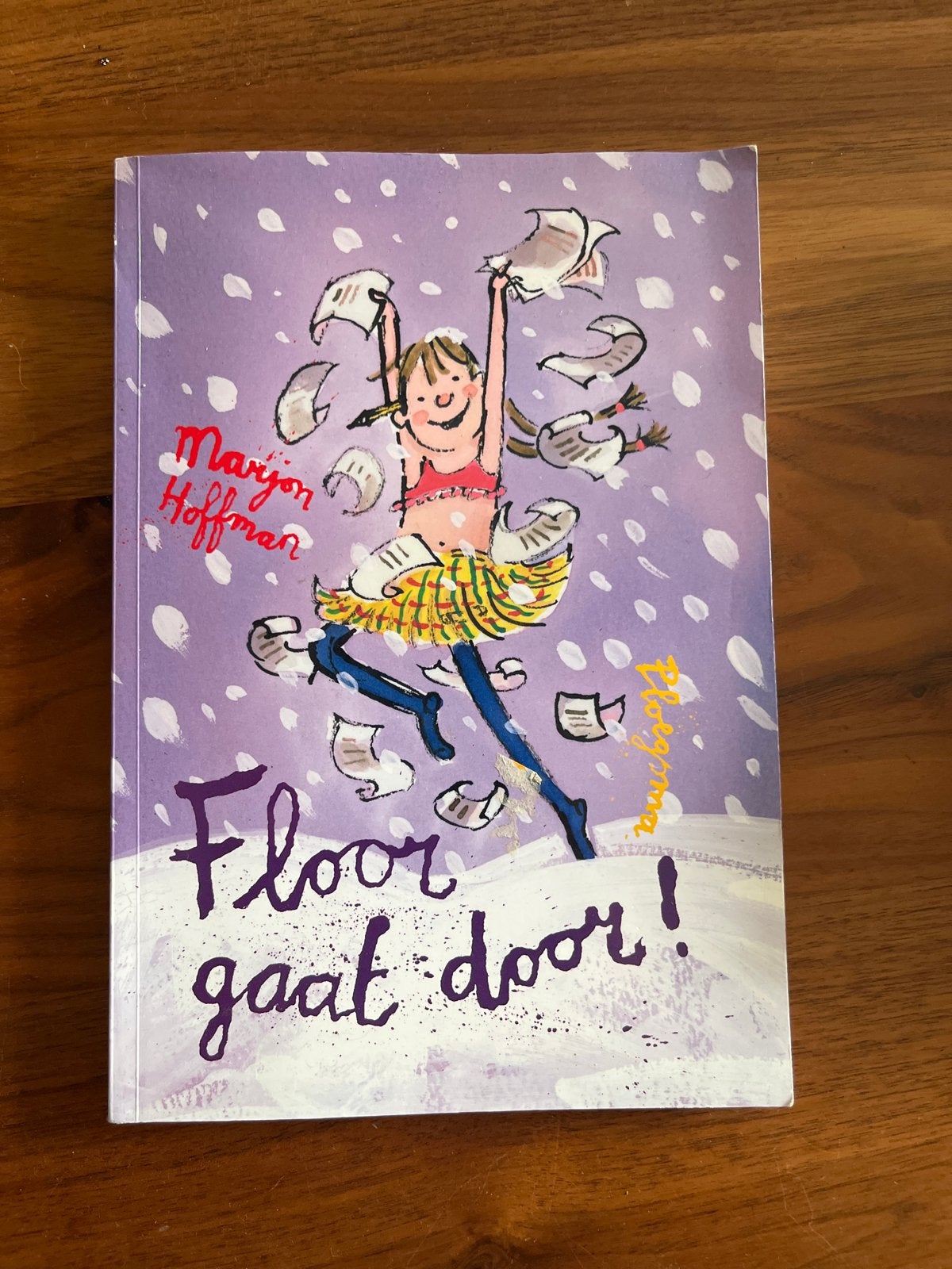 Floor gaat door! - Marjon Hoffman (Kinderboek), Ophalen, Zo goed als nieuw, Fictie
