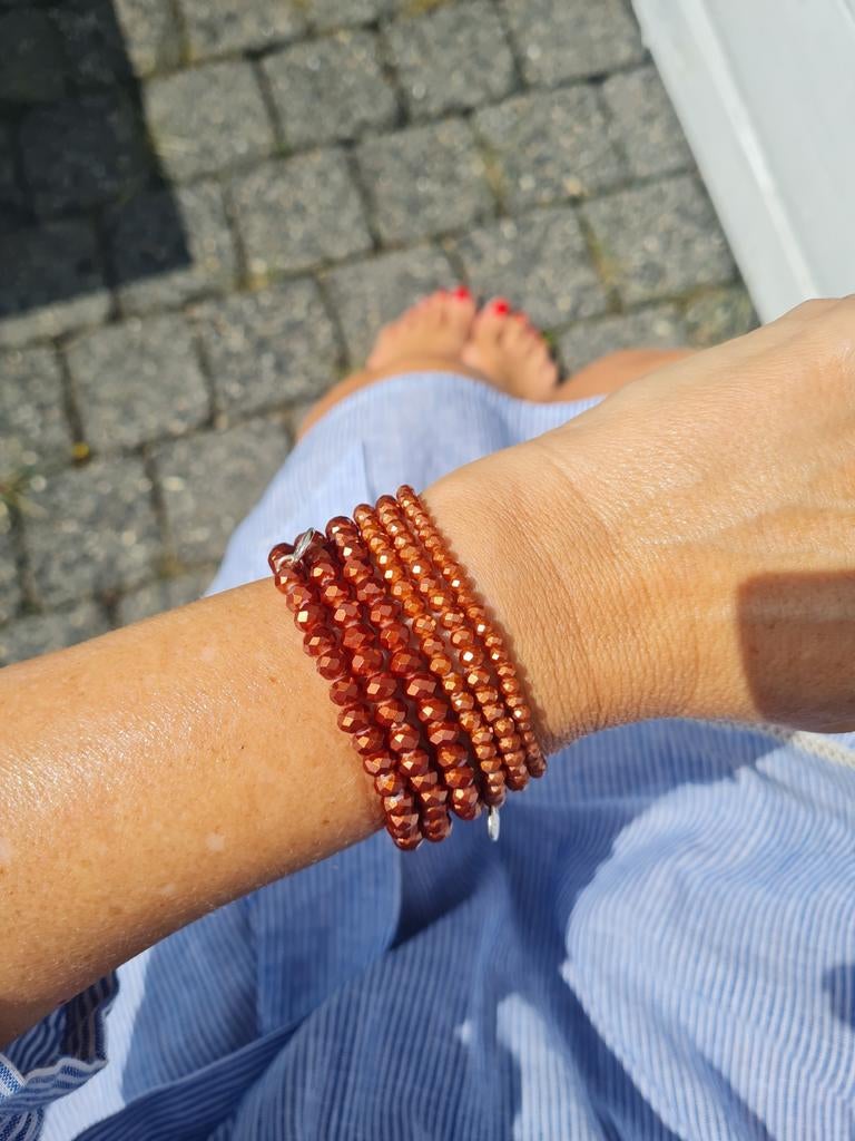 BIBA kralenarmbandjes bruin 3 euro pst nieuw, Bruin, Kunststof of Plastic, Nieuw, Ophalen of Verzenden