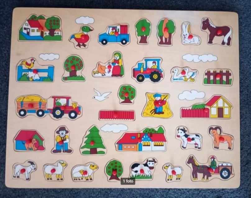 Houten boerderij puzzel voor kinderen, 2 tot 4 jaar, Zo goed als nieuw, Van hout, Meer dan 50 stukjes