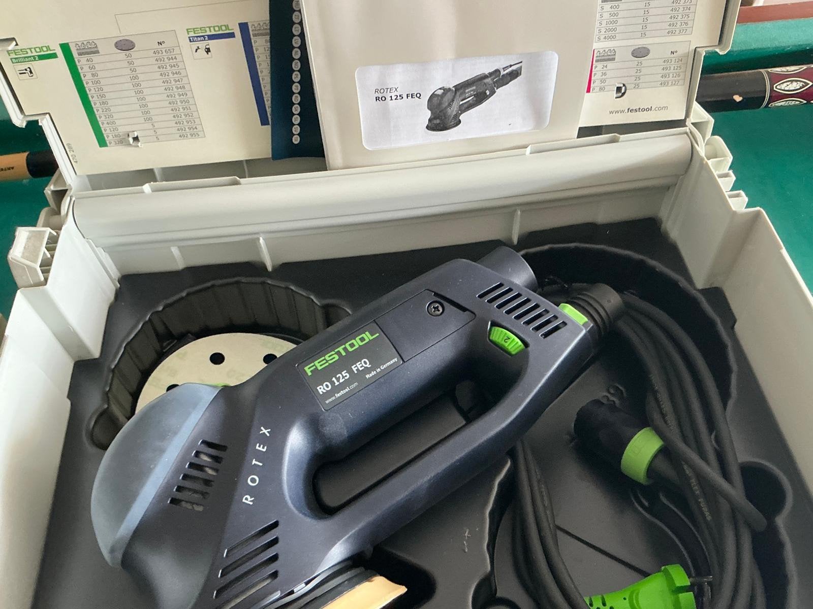 e Festool RS 100 CQ Schuurmachine, Ophalen of Verzenden, Gebruikt, Minder dan 600 watt, Vlakschuurmachine
