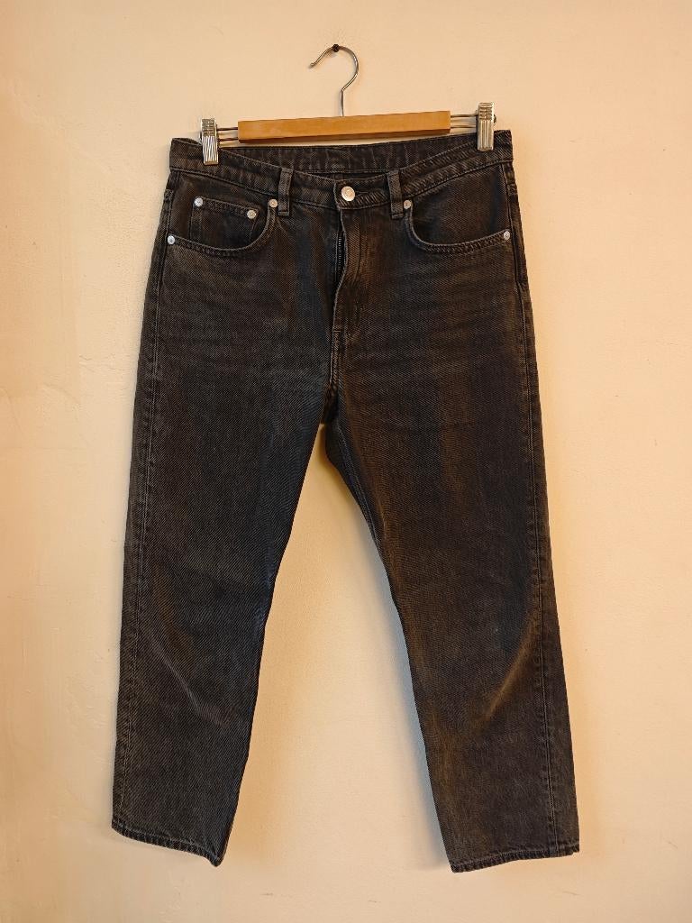 Jeans Arket, Ophalen of Verzenden, Zo goed als nieuw, Zwart, W28 - W29 (confectie 36)