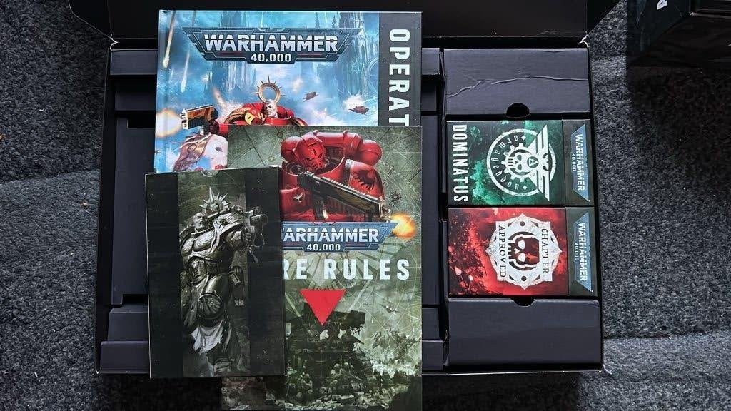 WH40k Rulebook 11th Edition + Cards, Ophalen of Verzenden, Nieuw, Warhammer 40000, Boek of Catalogus