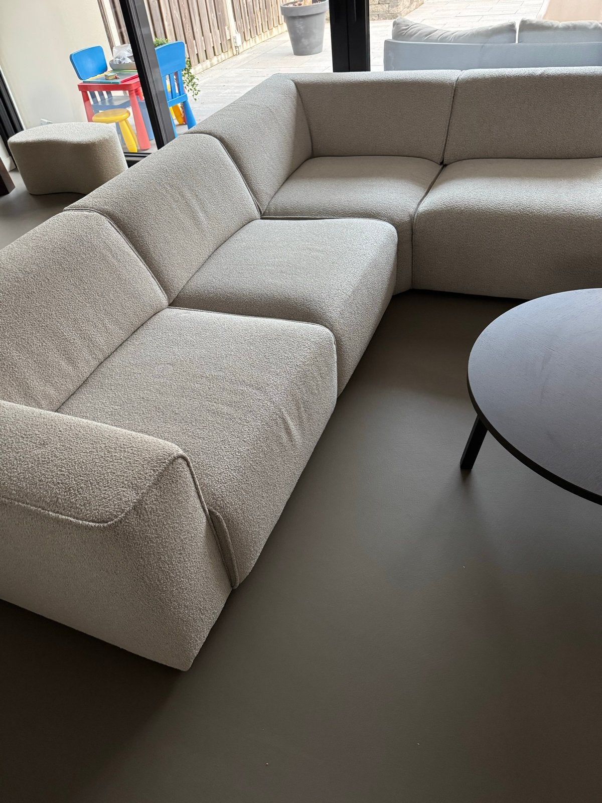 Moderne Hoekbank - Crèmekleurig Bouclé Stof, Ophalen, Japandi, 250 tot 300 cm, Hoekbank