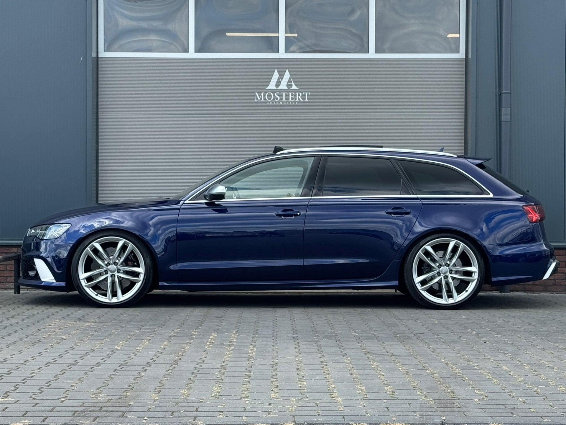 Audi RS6 Avant 4.0 TFSI/605PK RS 6 quattro performance Audi, Auto's, Automaat, Dealer onderhouden, Gebruikt, Blauw