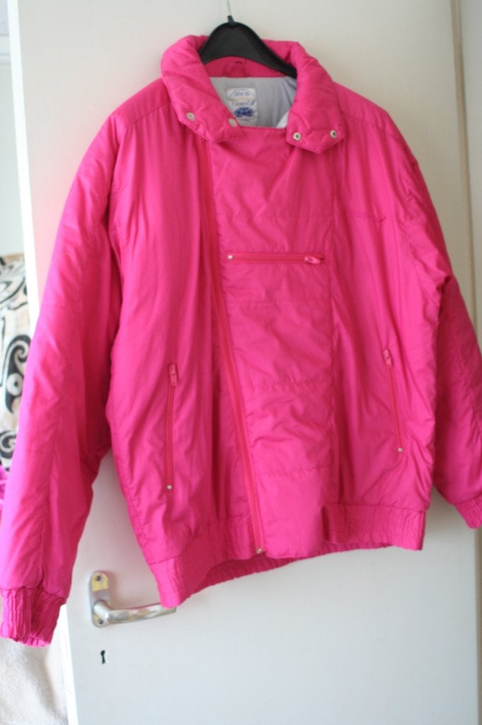 Prachtige mooie rood winterjas, Kleding | Dames, Maat 42/44 (L), Gedragen, Rood, Sport