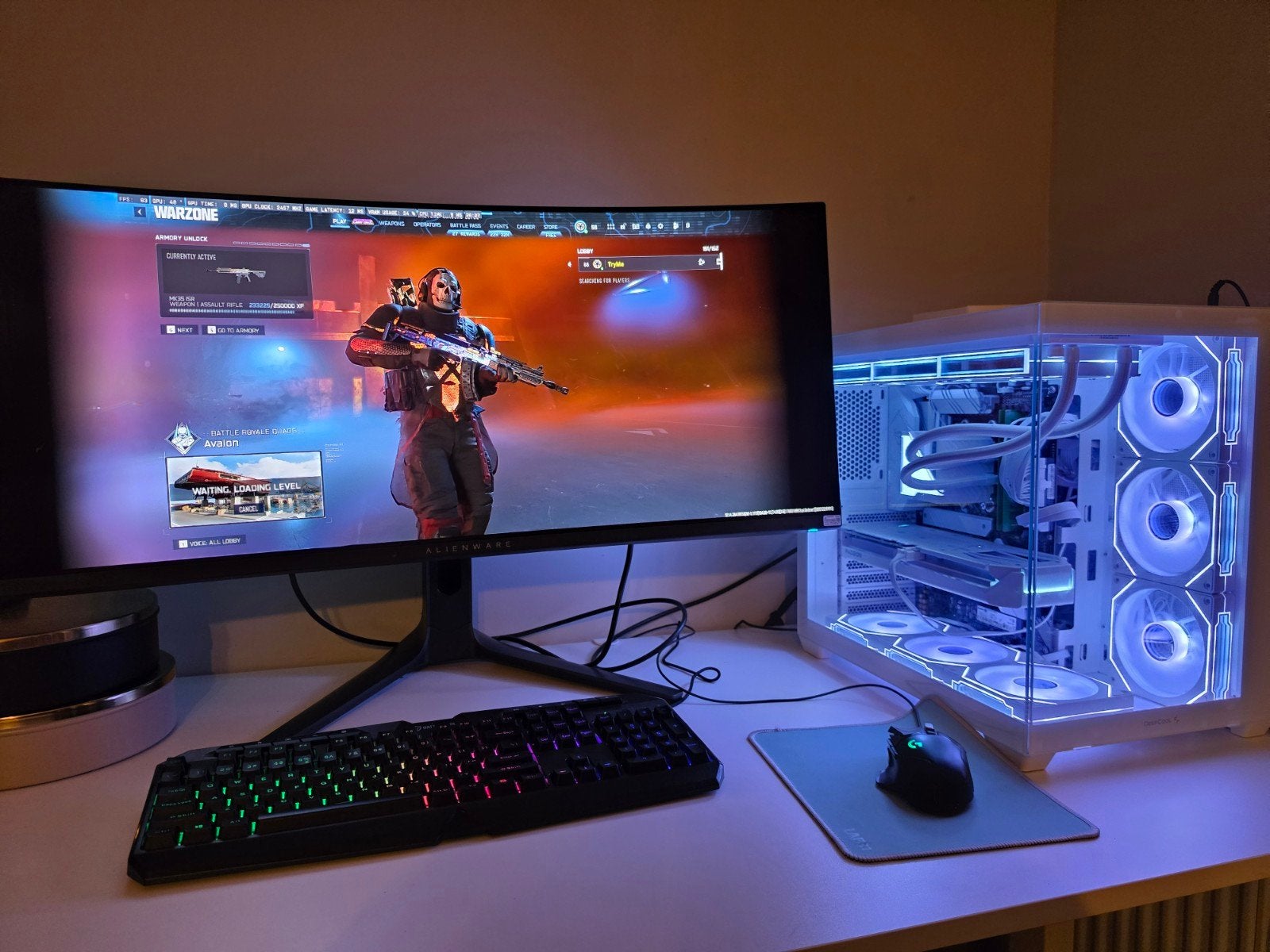 Complete Gaming PC & Alienware ultrawide OLED scherm