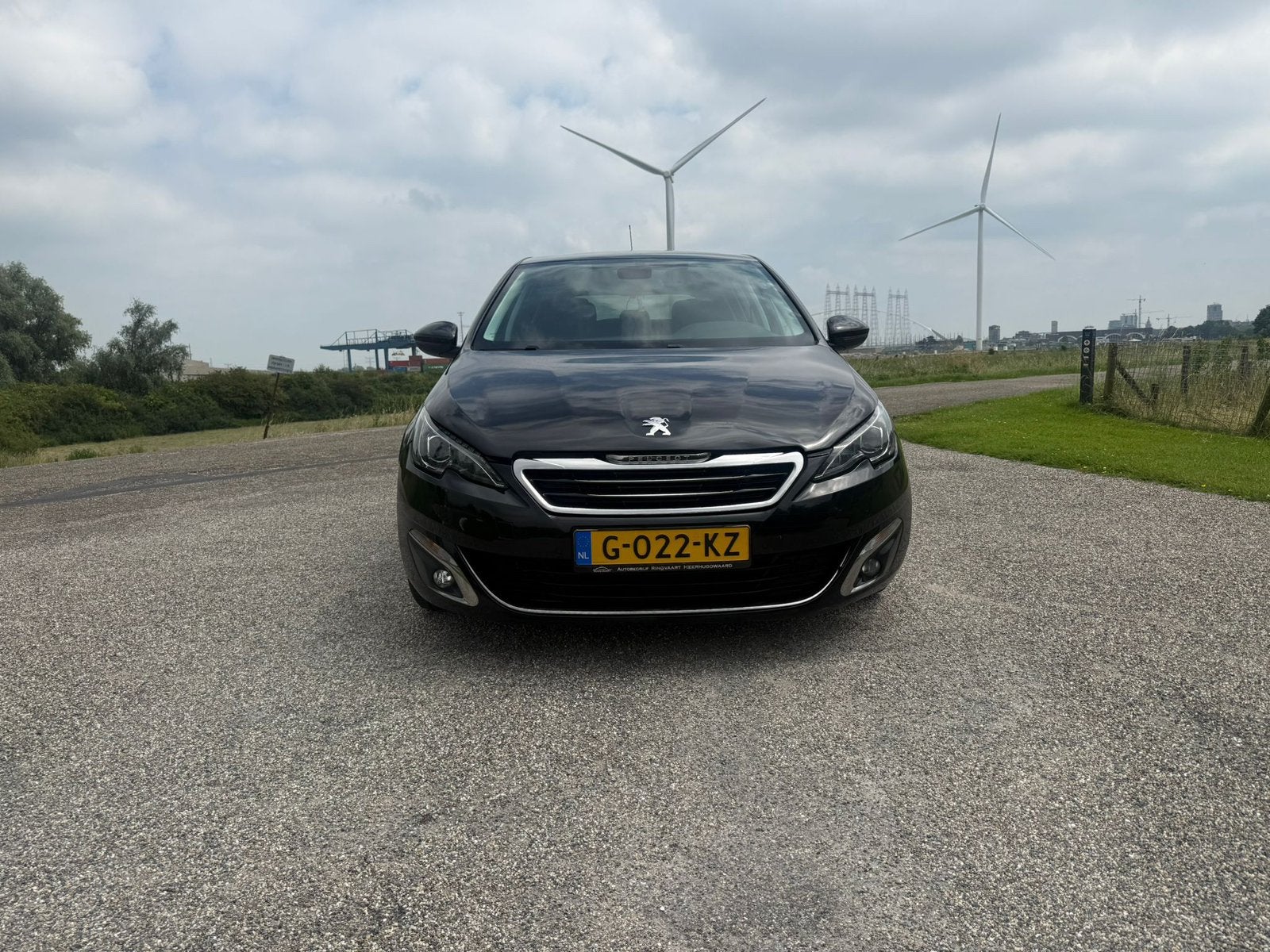 Peugeot 308 1.2 PureTech Automaat 2015, 1199 cc, 610 kg, 1200 kg, 1125 kg