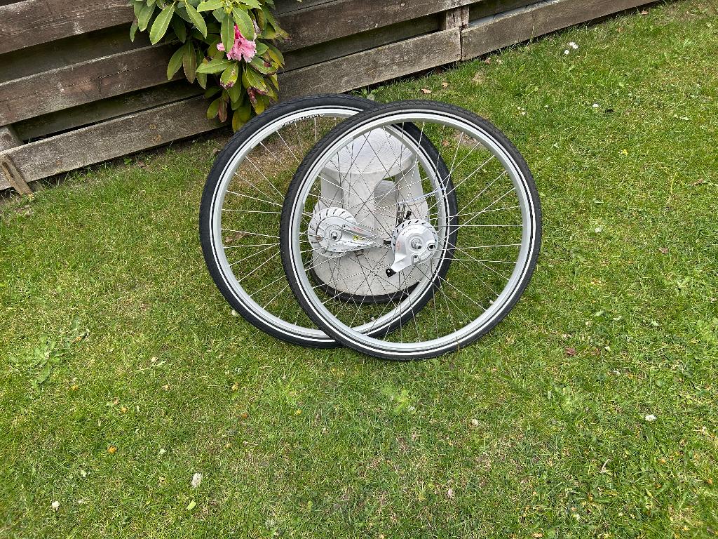:Set Wielen 28 inch achterwiel 7 NEXUS versne. rollerbrake, Wiel, Shimano Nexus, Ophalen of Verzenden, Zo goed als nieuw