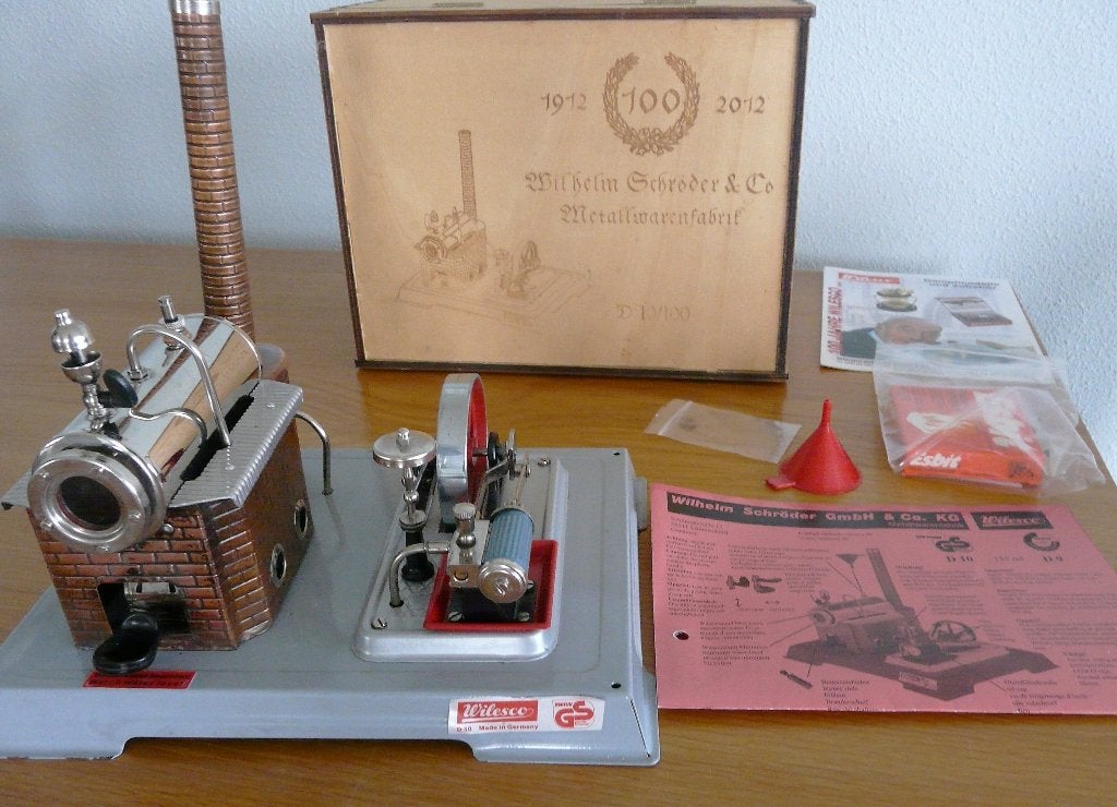 Wilesco D10/100 – Jubileummodel 100 jaar (2012), Hobby en Vrije tijd, Modelbouw | Overige, Zo goed als nieuw, Groter dan 1:32