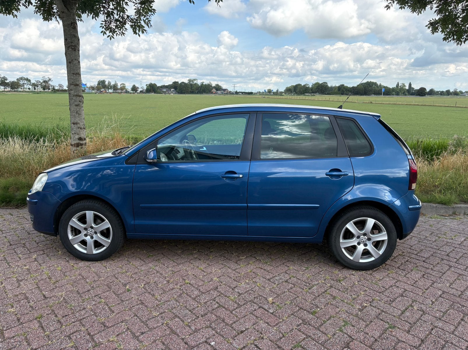 Volkswagen Polo 1.4 16V 59KW AUT 2008 Blauw, 40 €/maand, 4 cilinders, Blauw, 1033 kg