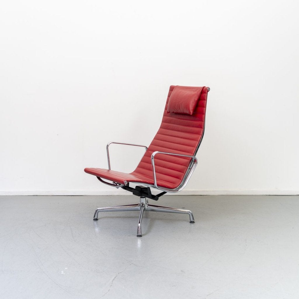 Vitra Eames EA 124 Fauteuil Rood Leer - Chroom, Niet ingevuld, Zo goed als nieuw, Niet ingevuld, Niet ingevuld