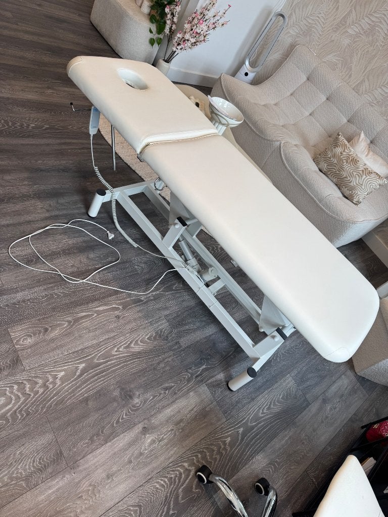 Massagetafel, Ophalen, Zo goed als nieuw, Massagetafel