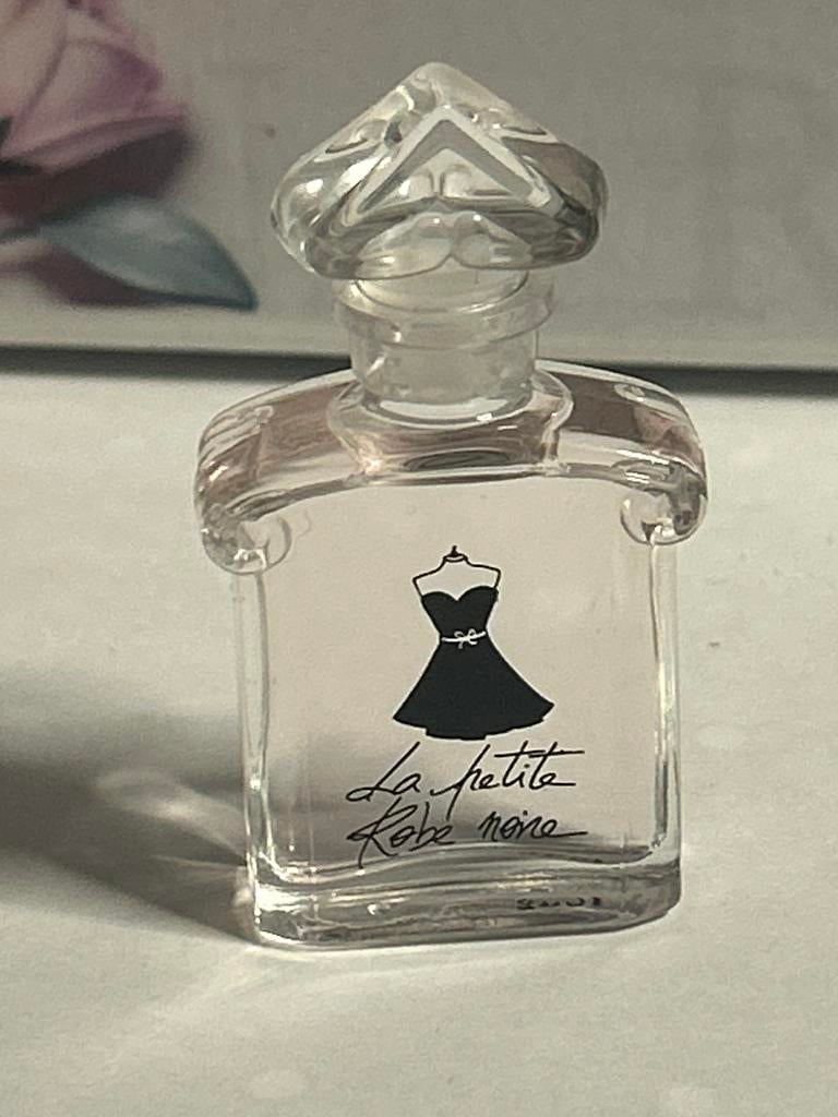 Guerlain - la petit robe noire miniature 5ml edt, Ophalen of Verzenden, Nieuw, Miniatuur, Gevuld