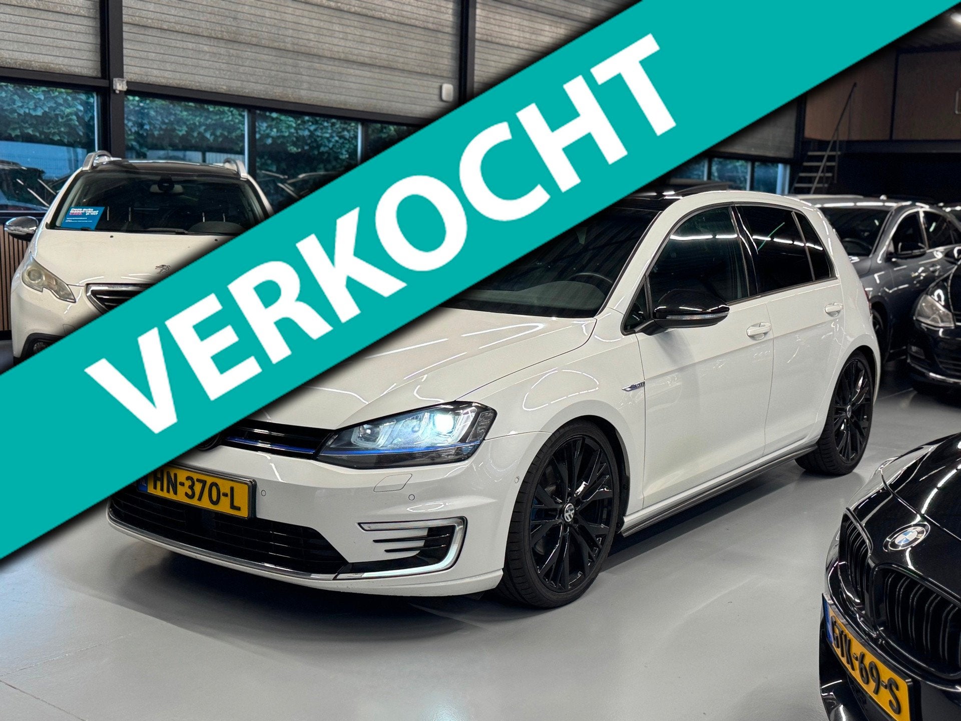 Volkswagen Golf 1.4 TSI GTE Pano l Leder l Full Options, Gebruikt, Euro 6, 4 cilinders, 150 pk