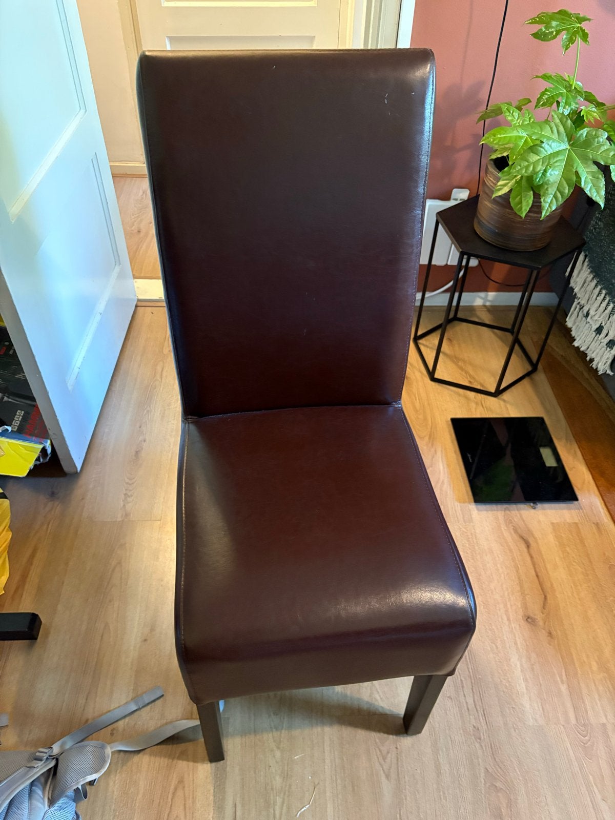 6 donkerbruine leren stoelen, Ophalen, Gebruikt, Bruin, Leer