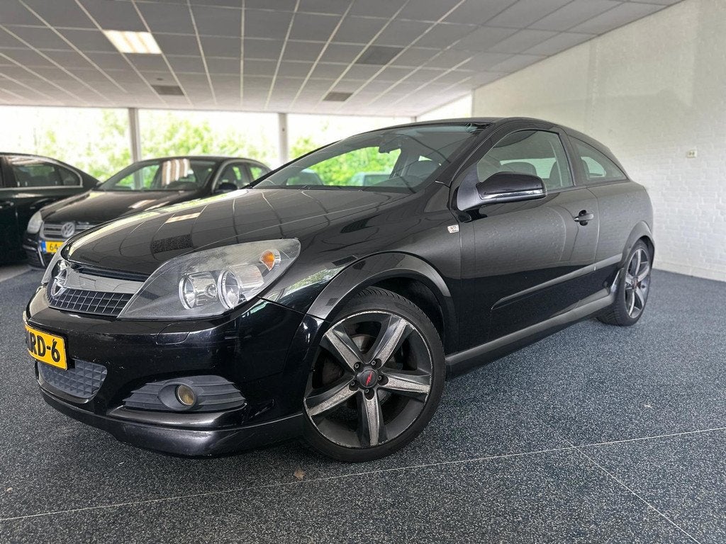 Opel Astra GTC 1.8 Business| Trekhaak | Cruise control | Par, Auto's, Voorwielaandrijving, Gebruikt, 4 cilinders, 1165 kg