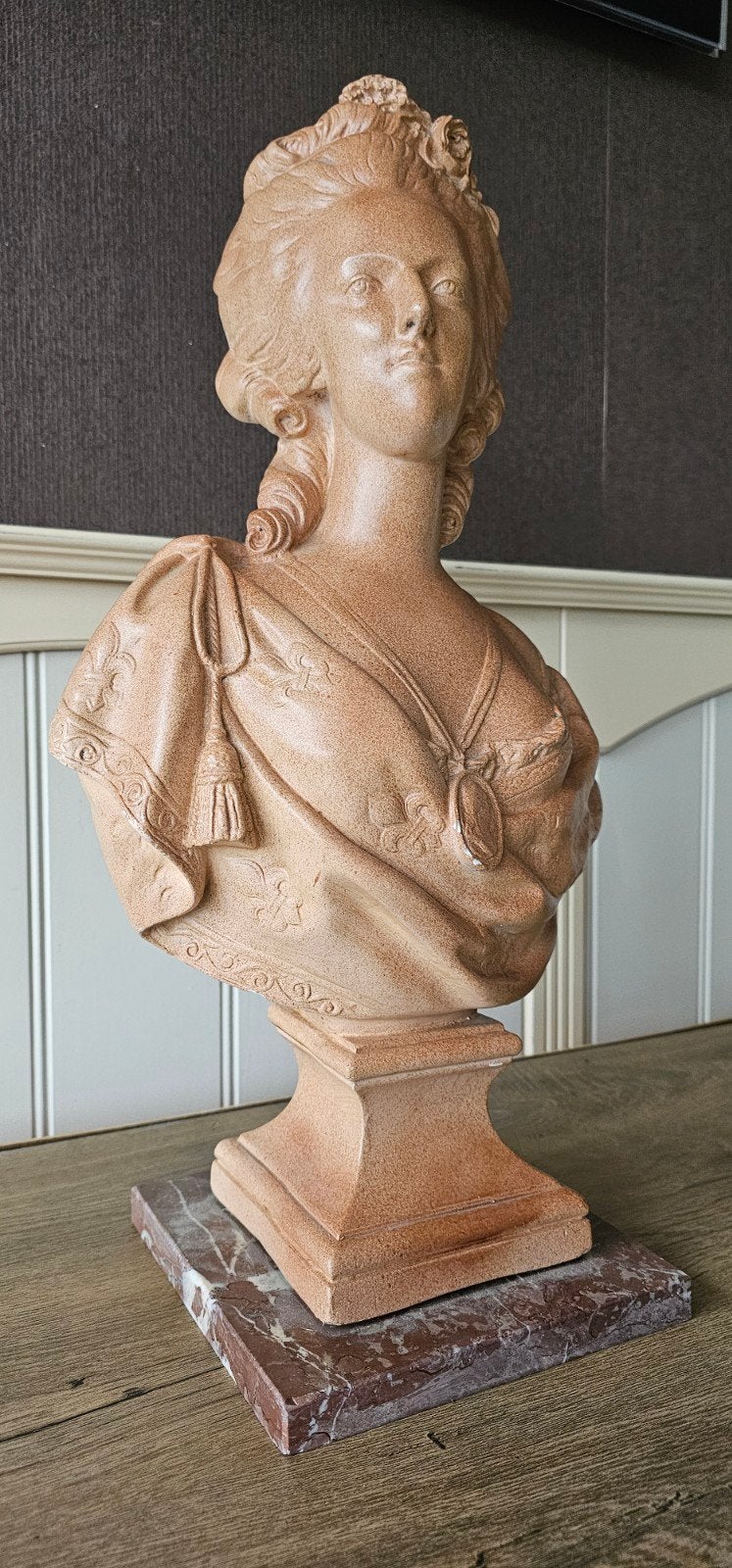 Grote buste Marie-Antoinette naar Félix Lecomte 57 cm, Ophalen, Buste, 50 - 100 cm, Steen of Keramiek