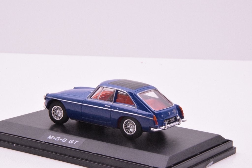 MG  B GT  ''  Dinky Matchbox '', Ophalen of Verzenden, Zo goed als nieuw, Auto, Matchbox
