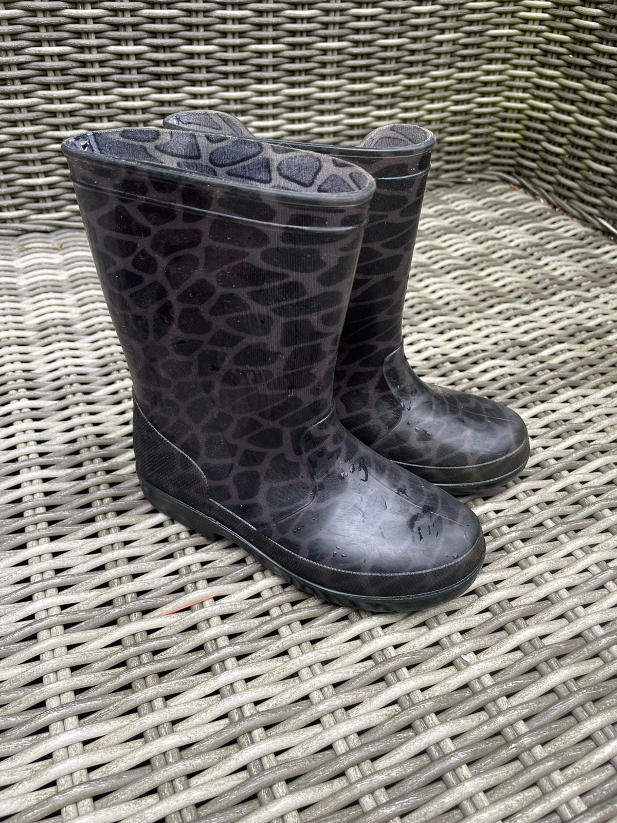 Kinder regenlaarsjes unisex zwart animalprint 30, Kinderen en Baby's, Kinderkleding | Schoenen en Sokken, Ophalen of Verzenden