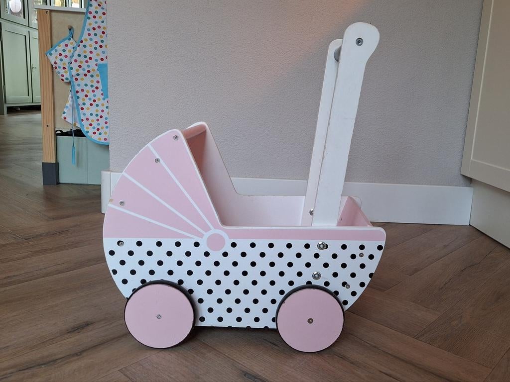 Houten Poppenwagen - Hema, Kinderen en Baby's, Speelgoed | Poppen, Ophalen, Babypop