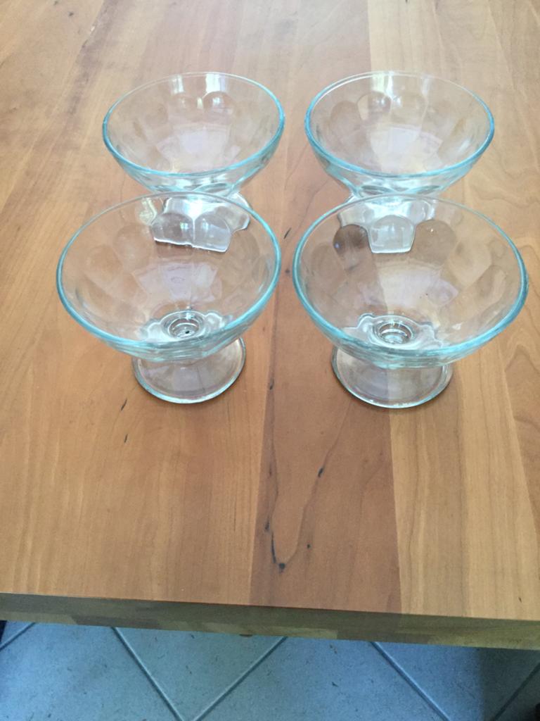 4 ijscoupes glas, Ophalen of Verzenden, Zo goed als nieuw