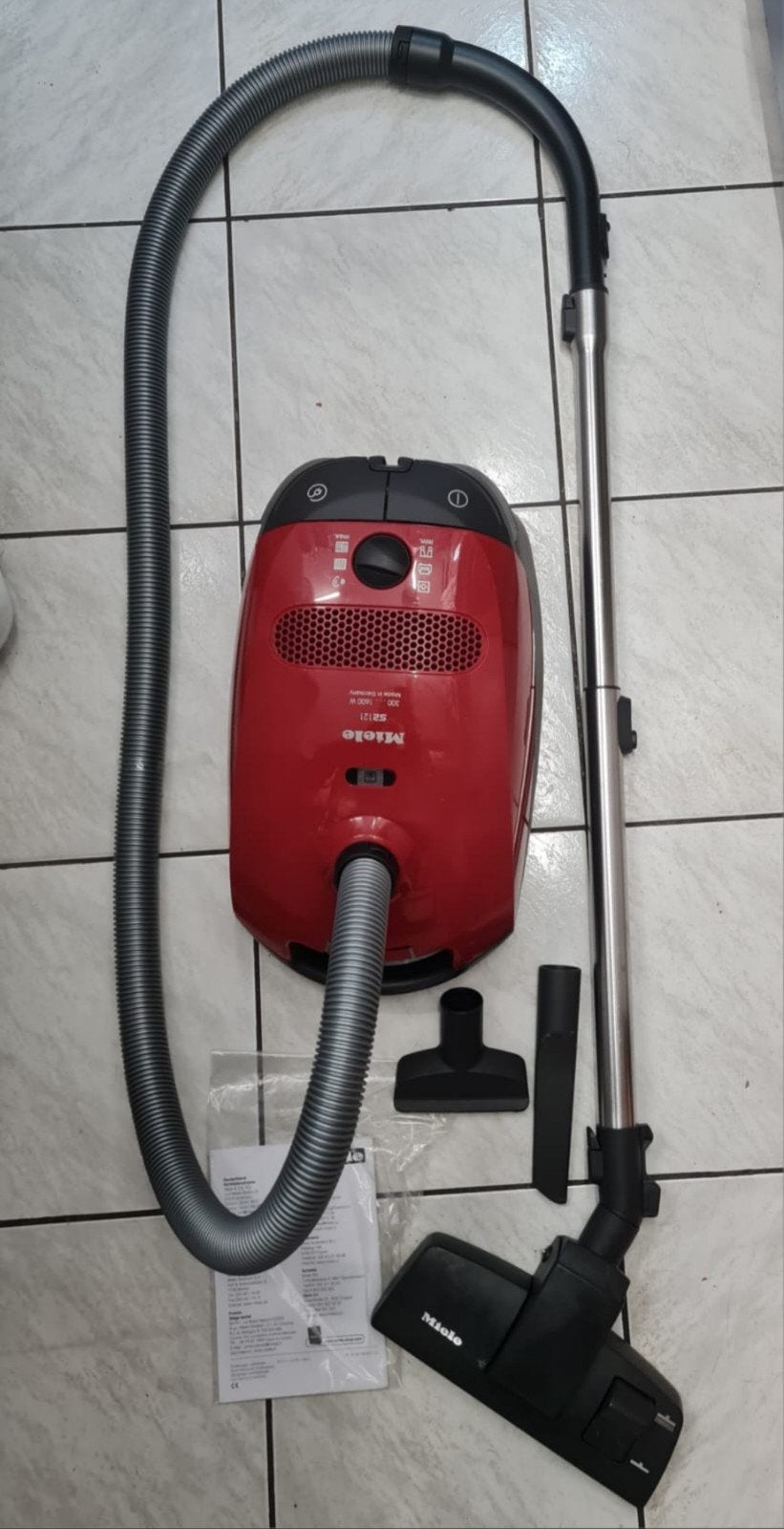 heel weinig gebruikt miele stofzuiger zo goed als nieuw, Ophalen of Verzenden, Zo goed als nieuw