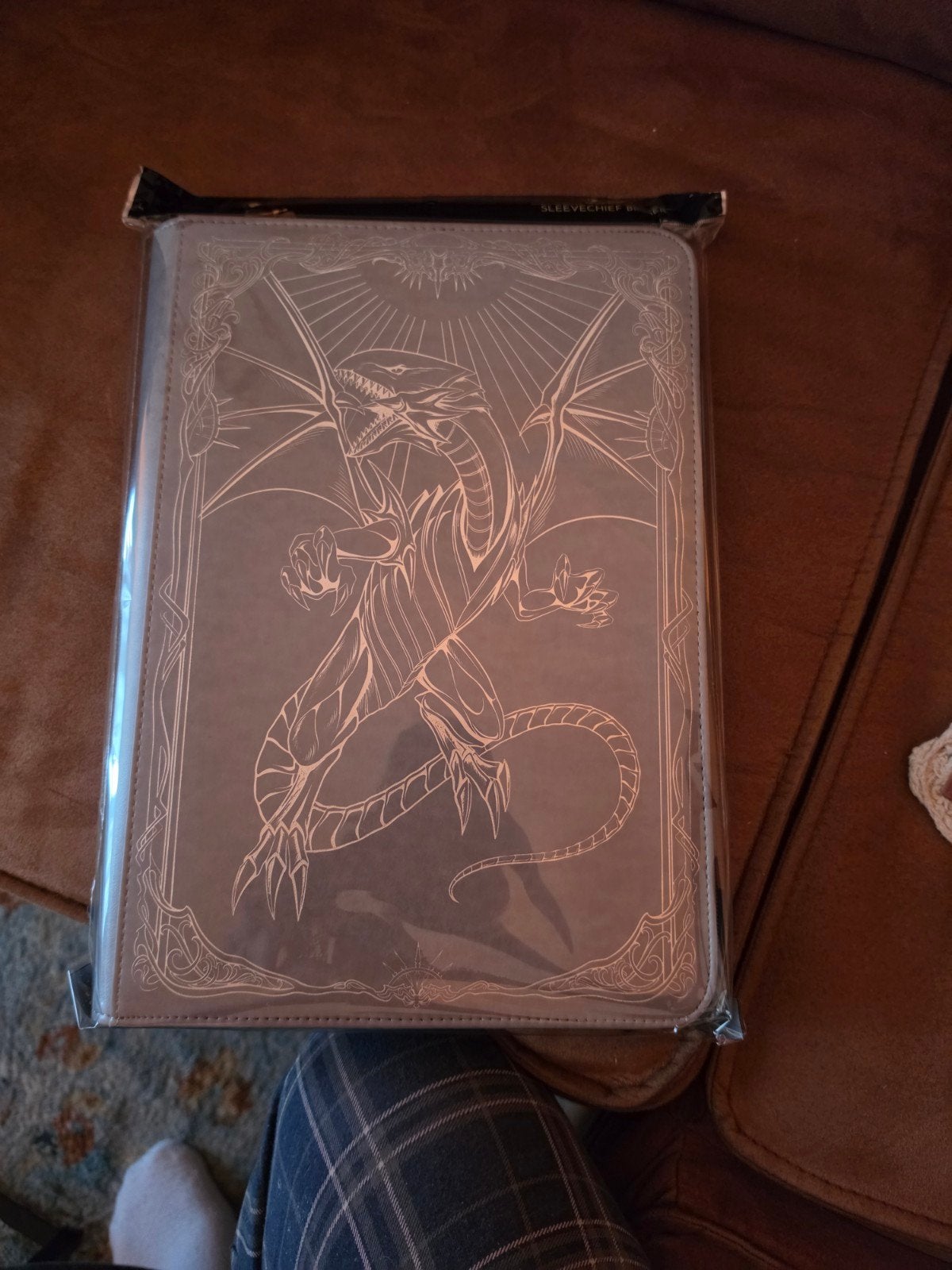 Sleevechief Binder Yu-Gi-Oh! White Eyes Dragon (Nieuw), Ophalen of Verzenden, Nieuw, Overige typen