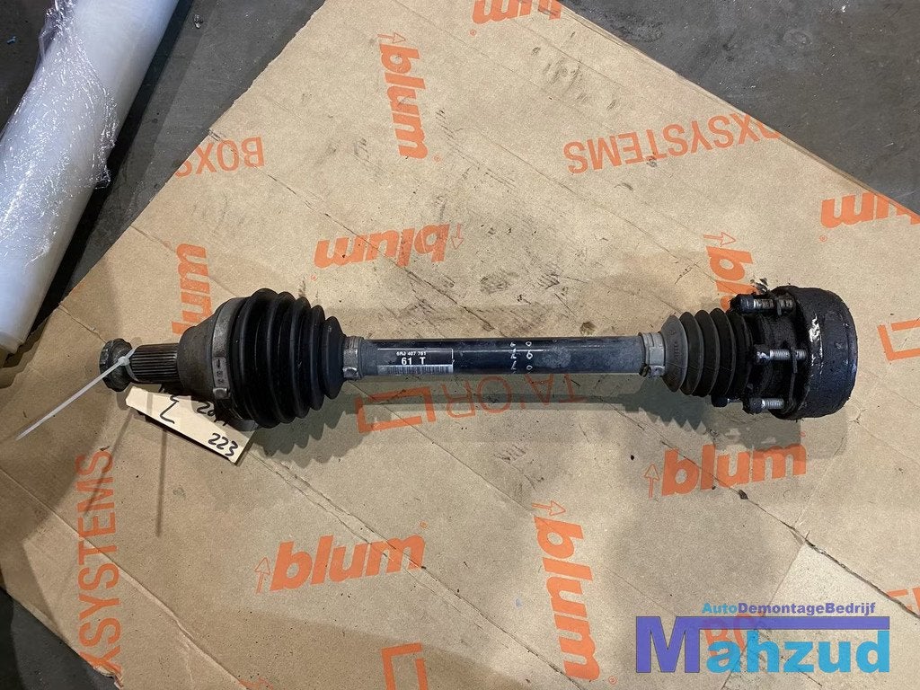 VW POLO 6R Links linker aandrijfas 6R0407761 CODE: 61T LNR, Gebruikt, Volkswagen, Volkswagen AG, Berliner Ring 2
38440  Wolfsburg, DE