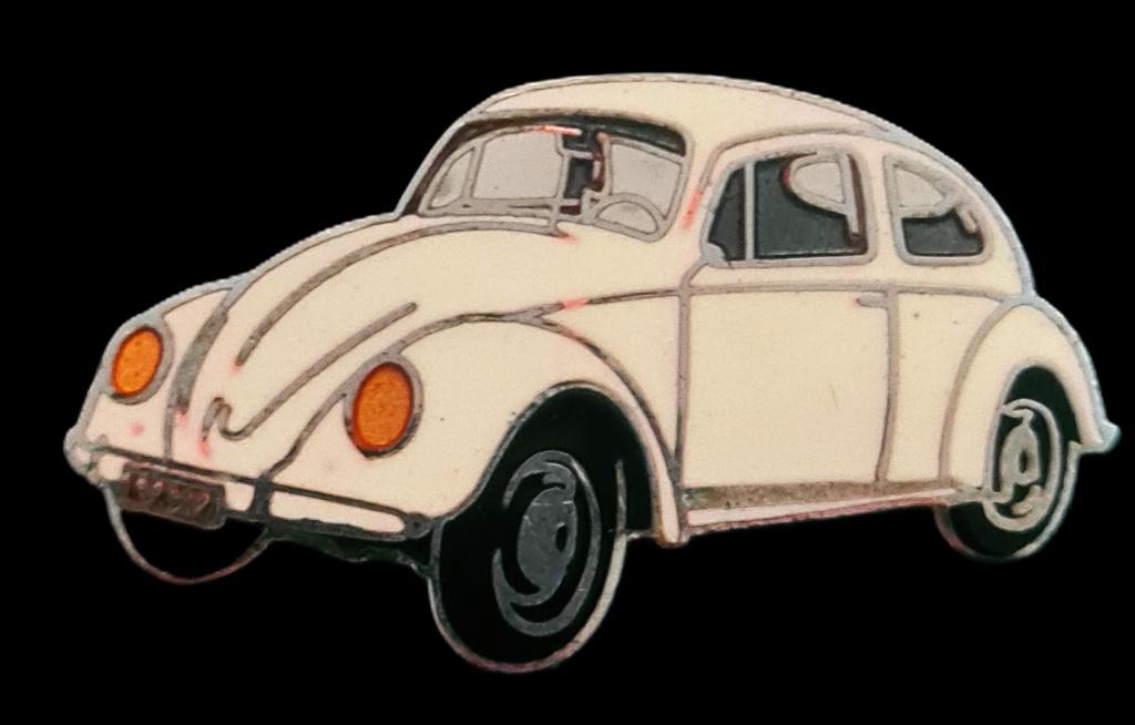 Volkswagen kever pin- cremekleur emaille, Verzenden, Nieuw, Transport, Speldje of Pin