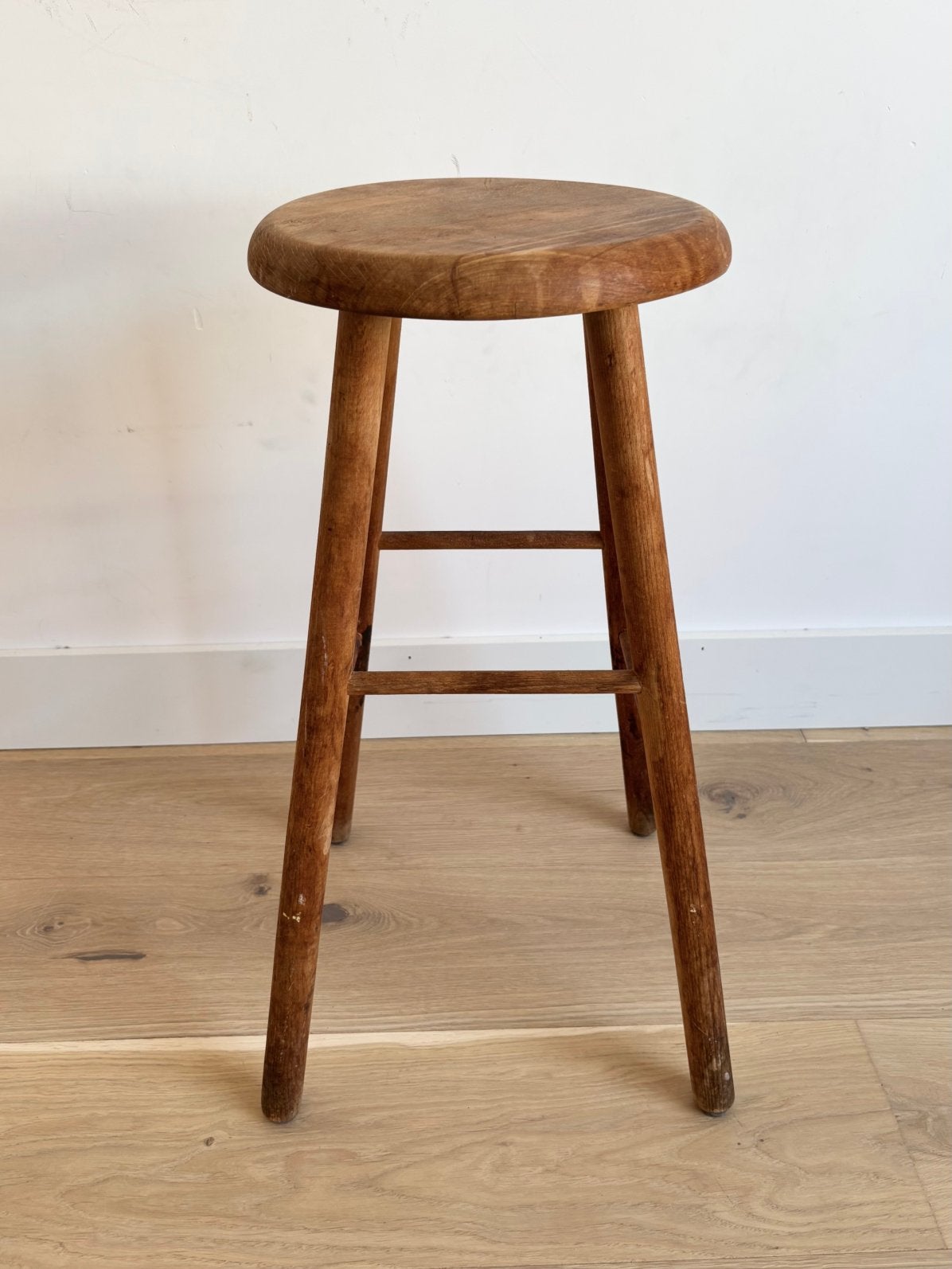 Leuke vintage houten kruk, hoog model, Huis en Inrichting, Krukjes, Ophalen, Gebruikt, -, -