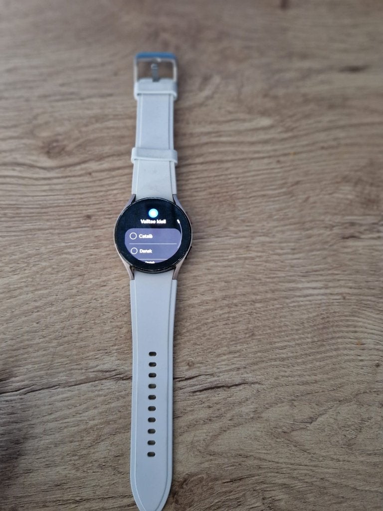 Samsung Galaxy Watch 4 met oplader, Gebruikt, Wit, Ophalen of Verzenden, Samsung