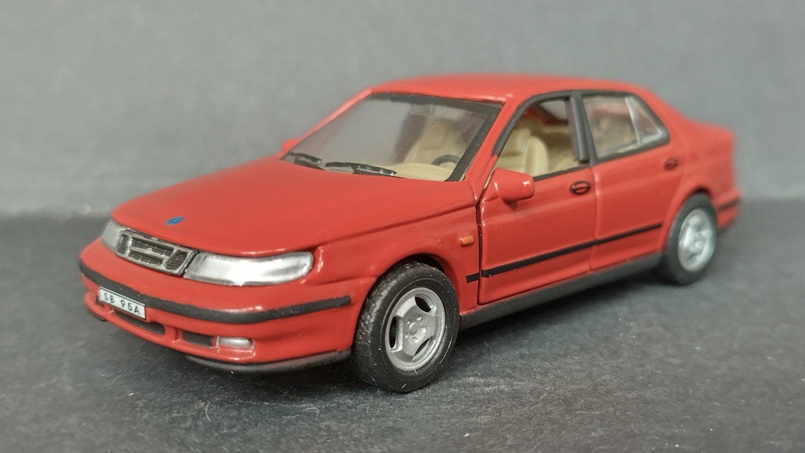 Saab 9-5 Sedan 1:43 Newray Pol, Hobby en Vrije tijd, Modelauto's | 1:43, Overige merken, Auto, Verzenden, .