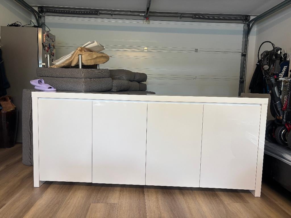 Moderne witte dressoirkast / sideboard hoogglans design, Ophalen, Zo goed als nieuw, 200 cm of meer, Minder dan 100 cm