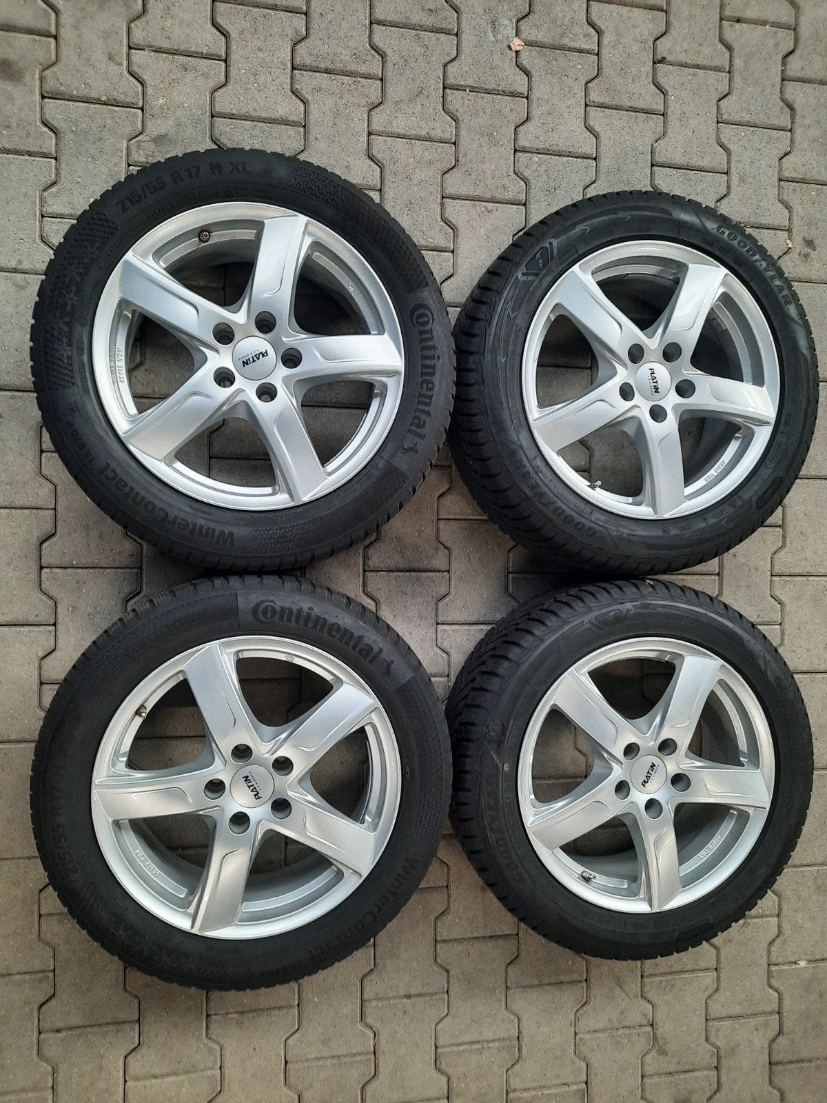 17 inch velgen 5×112 SKODA KAROQ SUPERB VW PASSAT WINTERSET, Banden en Velgen, 17 inch, Personenwagen, Gebruikt