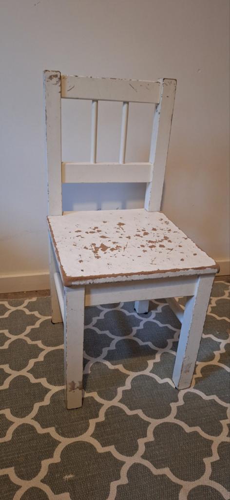 Vintage kinderstoel, wit met brocante look, Ophalen