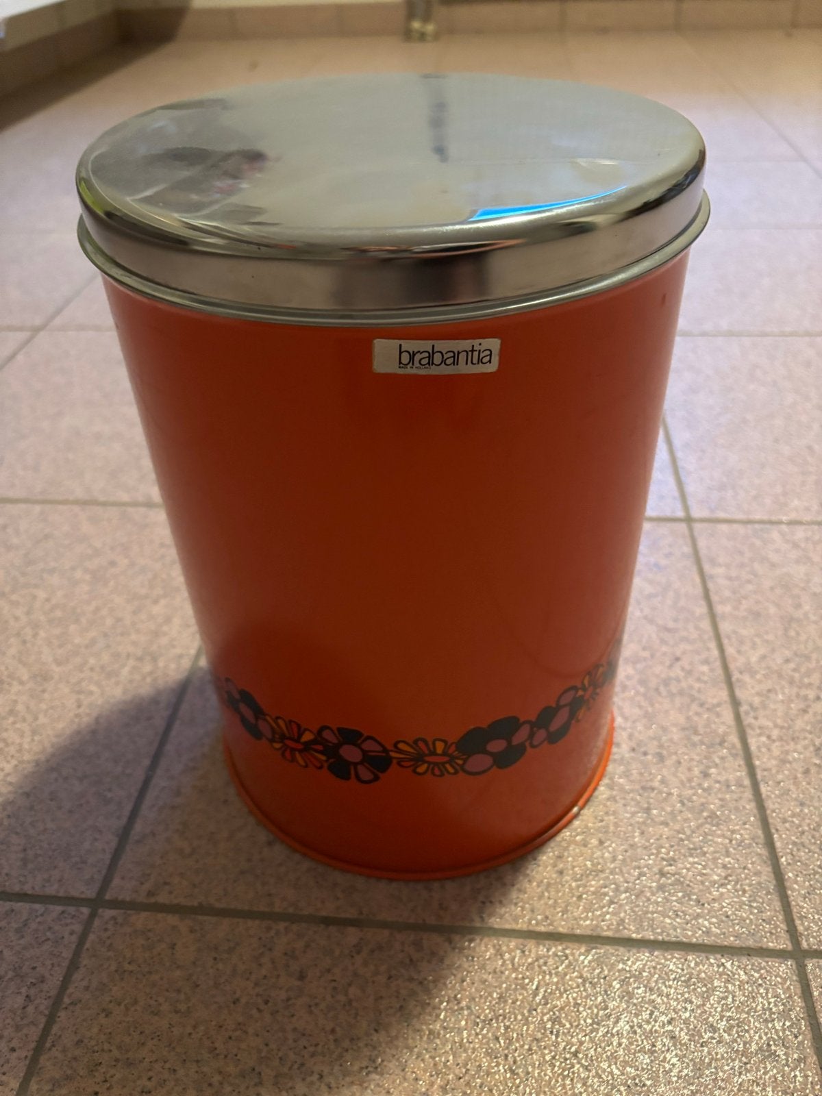Vintage Brabantia peperkoek trommel en voorraadbus oranje, 50 – 75, Minder dan 50 cm, Gebruikt, 50 tot 100 cm