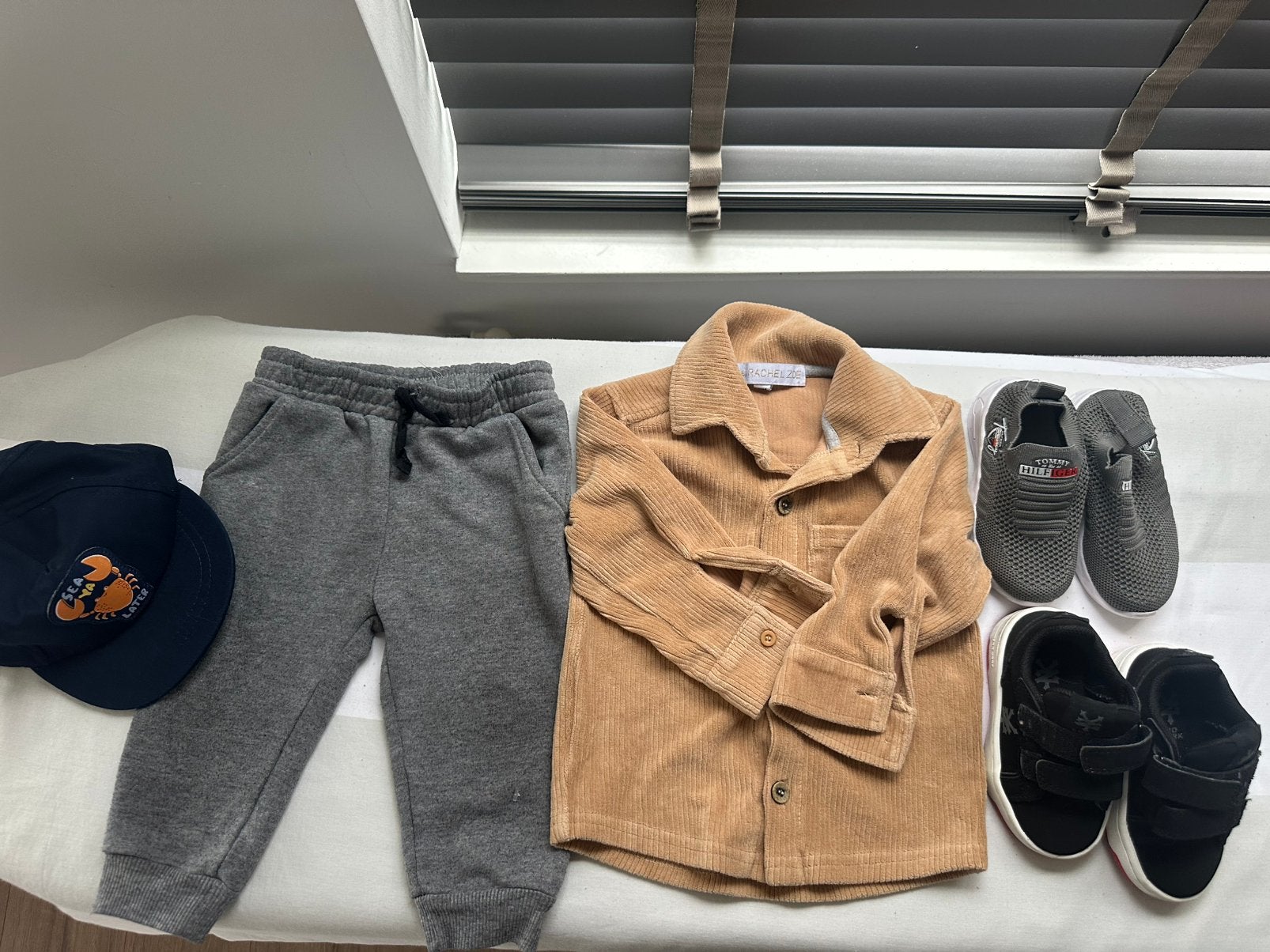 Jongenskleding & schoenen – 12 maanden, Ophalen of Verzenden, Zo goed als nieuw
