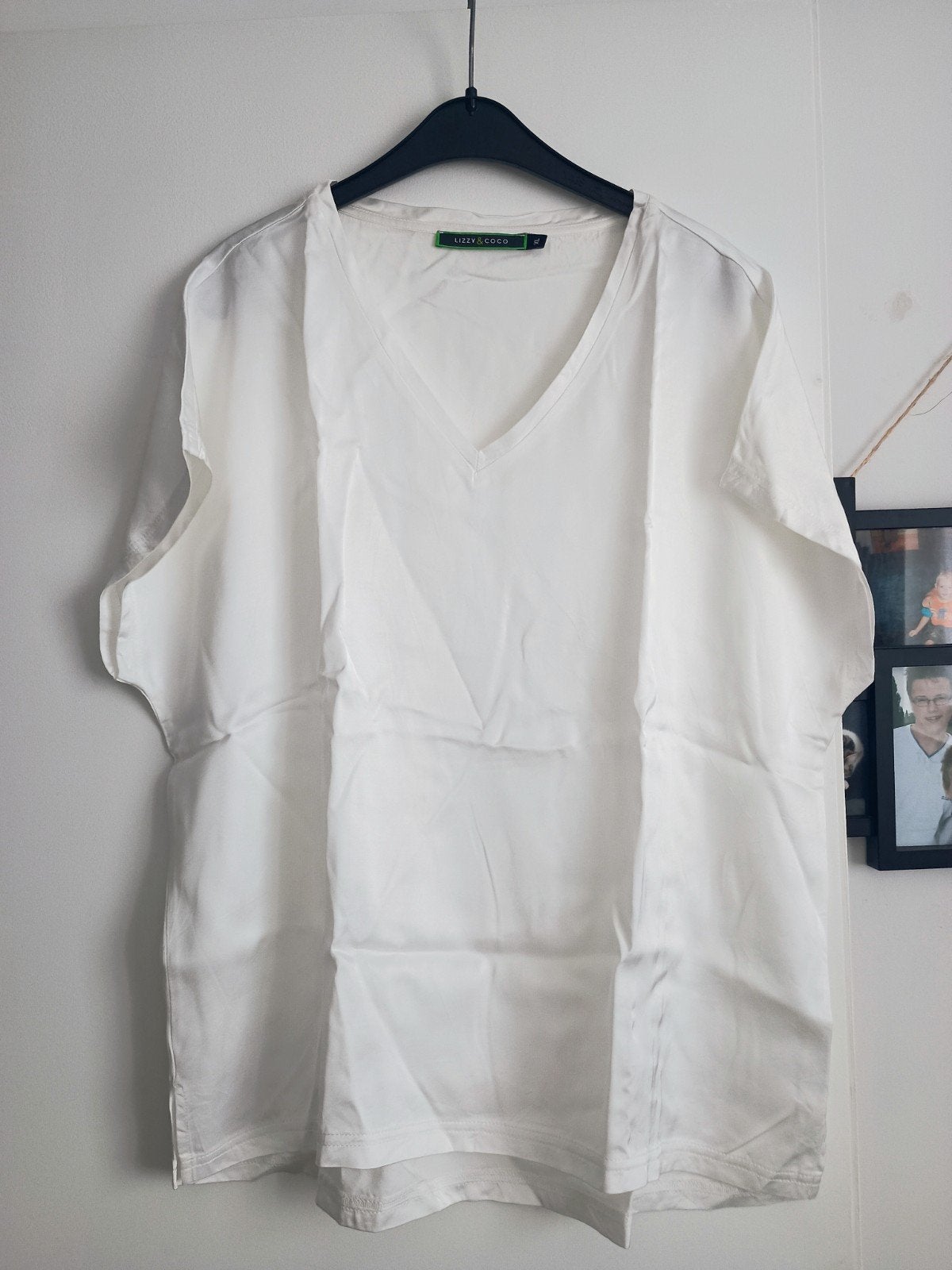 Witte Lizzy & Coco top met V-hals, maat XL, Kleding | Dames, Wit, Maat 46/48 (XL) of groter, Ophalen of Verzenden, Lizzy & Coco