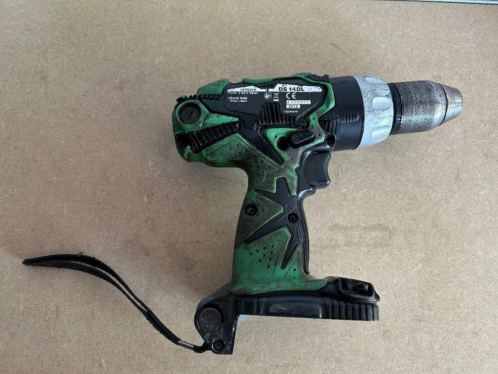 Hitachi body accuboormachine DS 14DL, Doe-het-zelf en Verbouw, Gereedschap | Boormachines, Gebruikt, Variabele snelheid, Ophalen of Verzenden