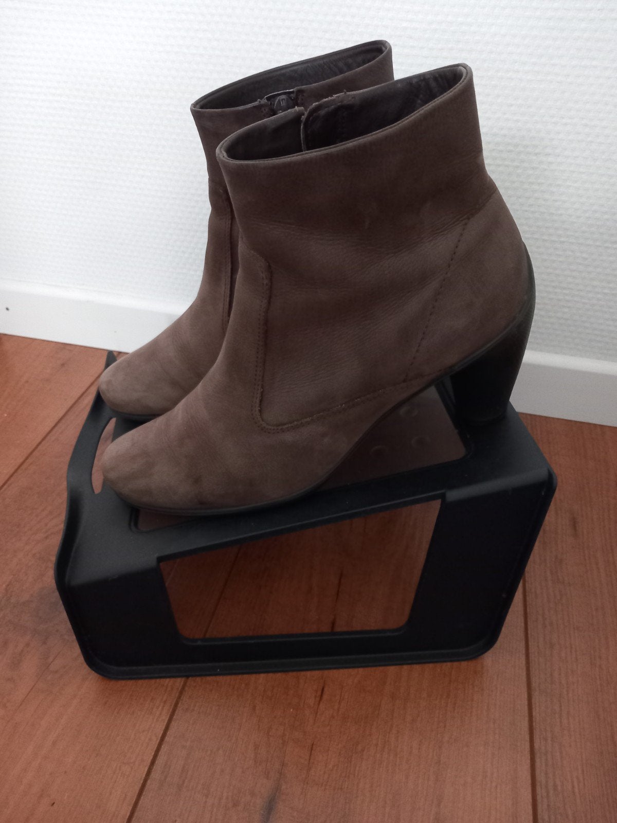 ECCO Nubuck  Laarzen - Bruin, Bruin, Lage of Enkellaarzen, ECCO, Ophalen of Verzenden