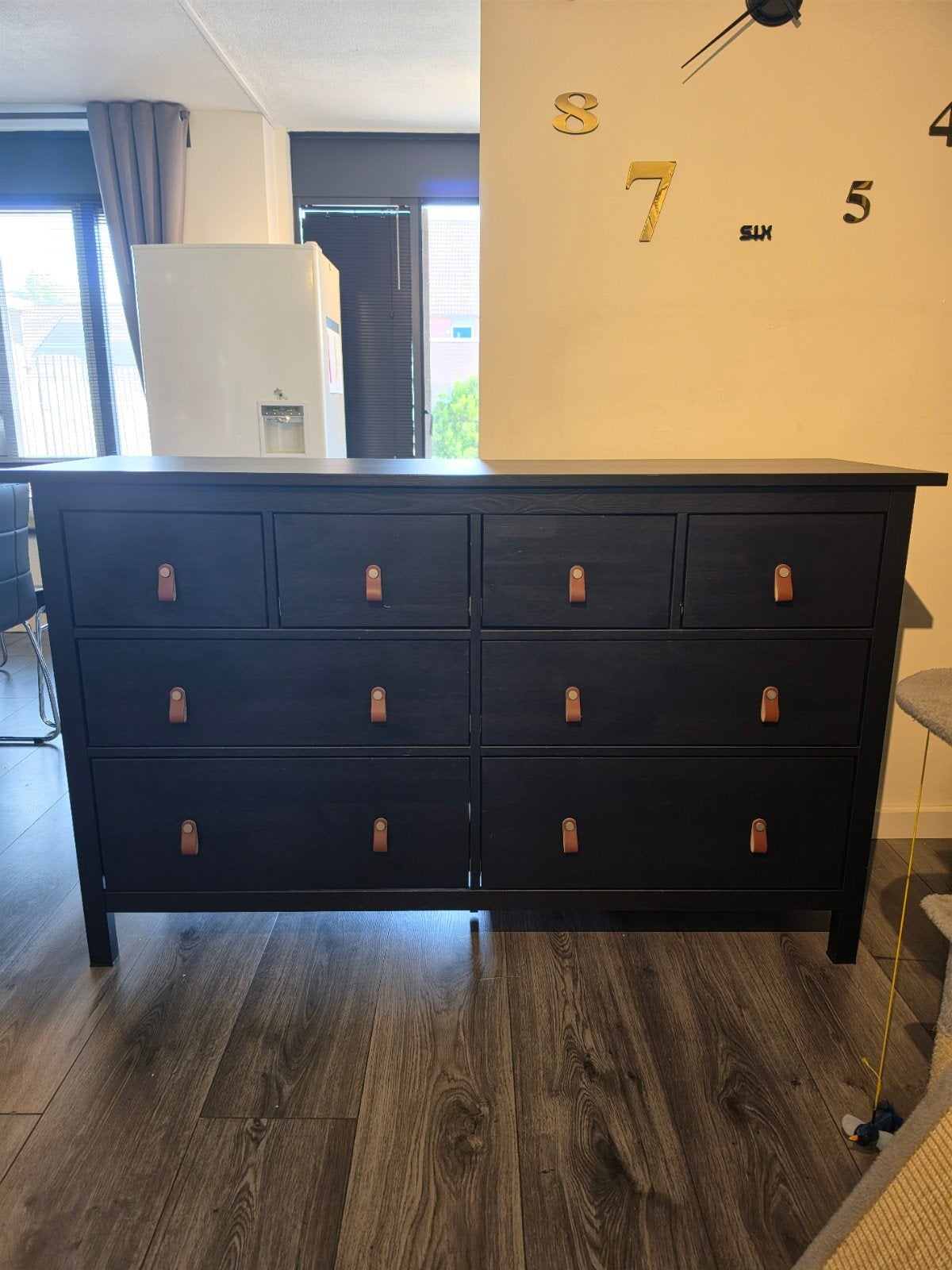 Z.G.A.N. Ikea hemnes ladekast zwartbruin met 8 lades., Huis en Inrichting, Kasten | Ladekasten, Ophalen, 5 laden of meer, Zo goed als nieuw