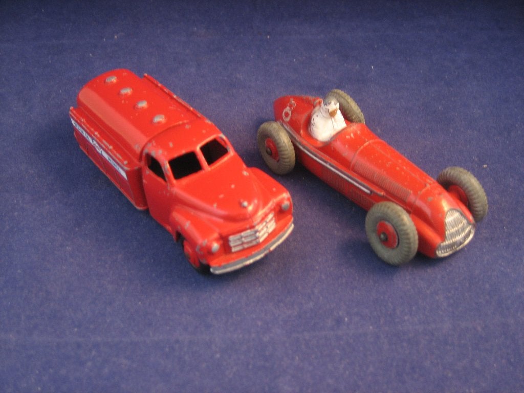 Dinky Toys  Studebaker Esso Tanker + Alfa Romeo Gr.Prix Car!, Verzenden, Gebruikt, Auto, Dinky Toys