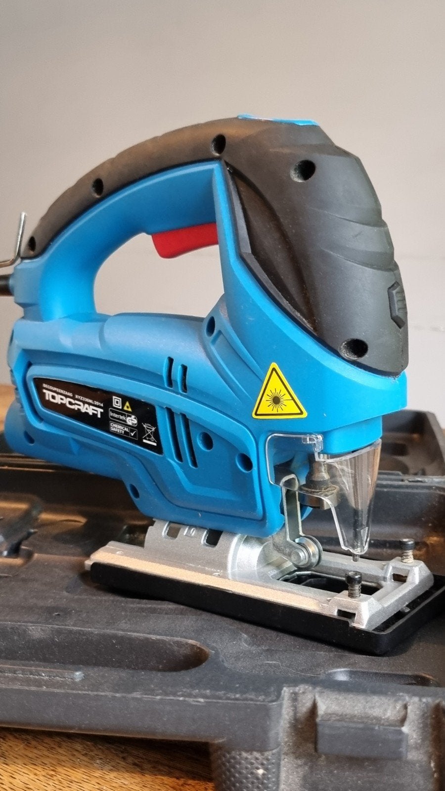 TOPCRAFT Decoupeerzaag met laser en koffer, Doe-het-zelf en Verbouw, Gereedschap | Zaagmachines, 600 tot 1200 watt, Ophalen of Verzenden