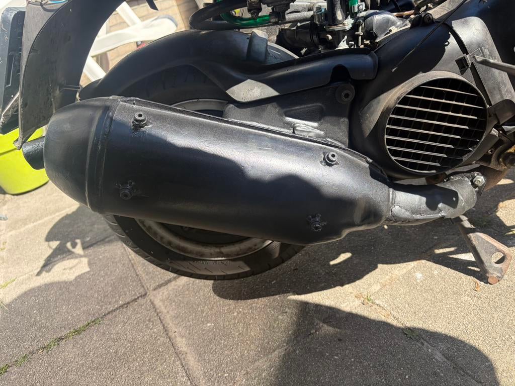 Sm06 met carbon hitteschild 200€ mag die mee, Verzenden, Gebruikt, Uitlaat, Piaggio