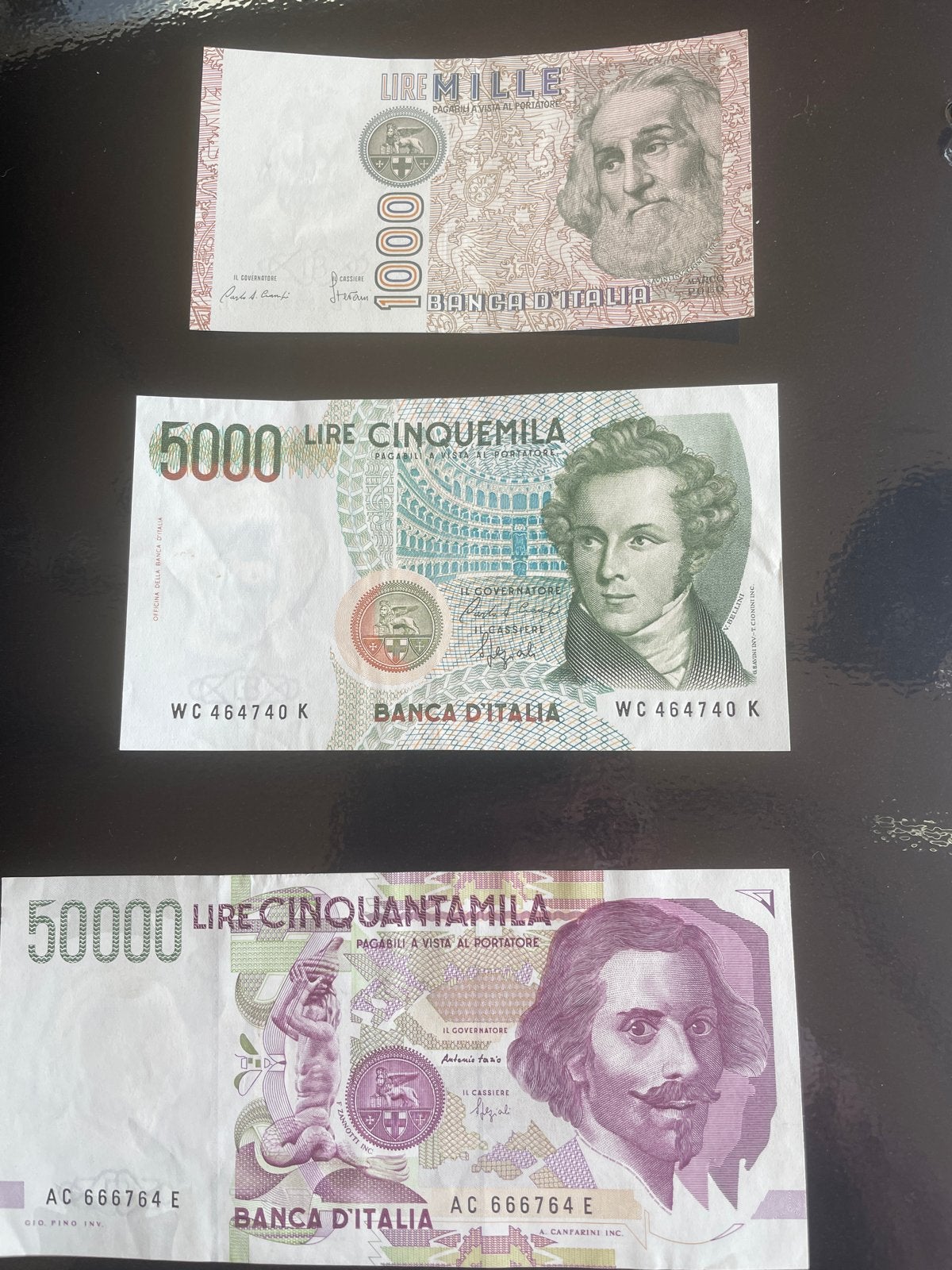 Italiaanse Lires: 1000, 5000, 50000 biljetten, Ophalen of Verzenden, Italië, Setje