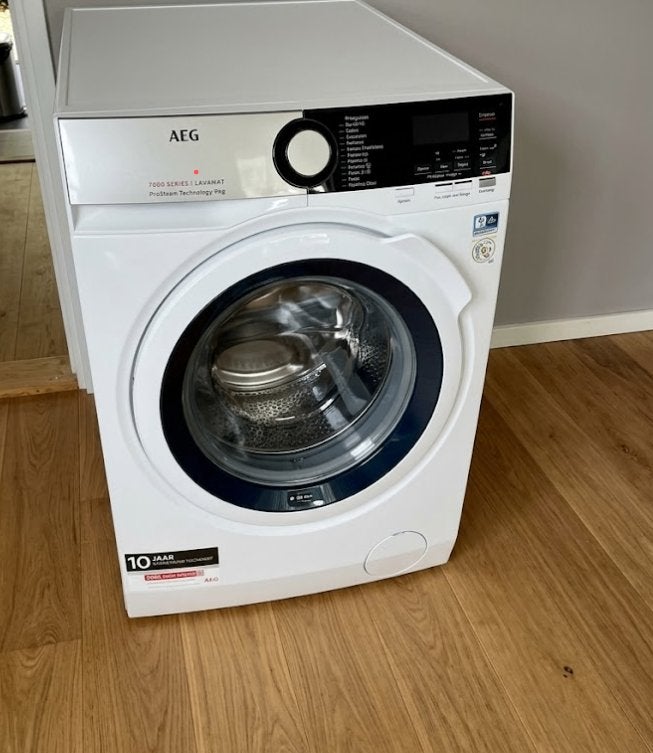 Wasmachine AEG 7000 Serie ProSteam 9KG klasse A, Witgoed en Apparatuur, Wasmachines, Ophalen, 1200 tot 1600 toeren, Minder dan 85 cm