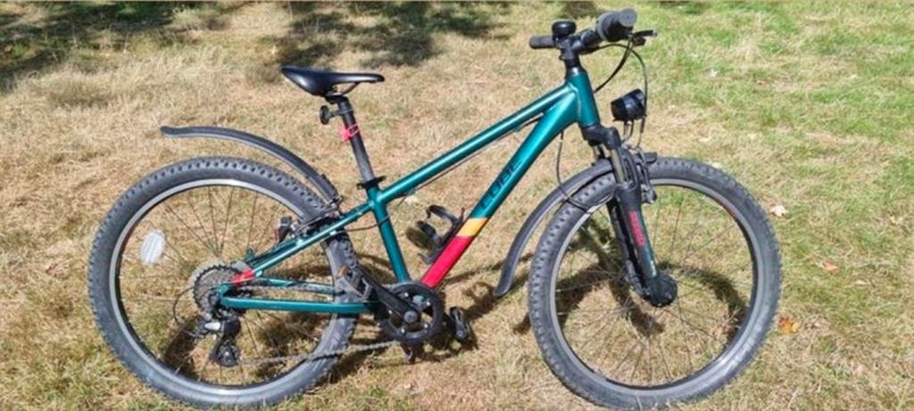 Mountaintbike 24 inch Cube, Fietsen en Brommers, Fietsen | Kinderfietsjes, Gebruikt, 20 inch of meer, Ophalen