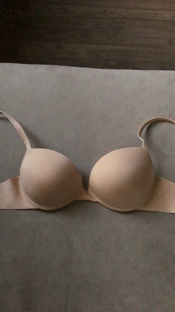 Nieuw Sloggi bh 80B, Kleding | Dames, Ondergoed en Lingerie, Ophalen of Verzenden, BH