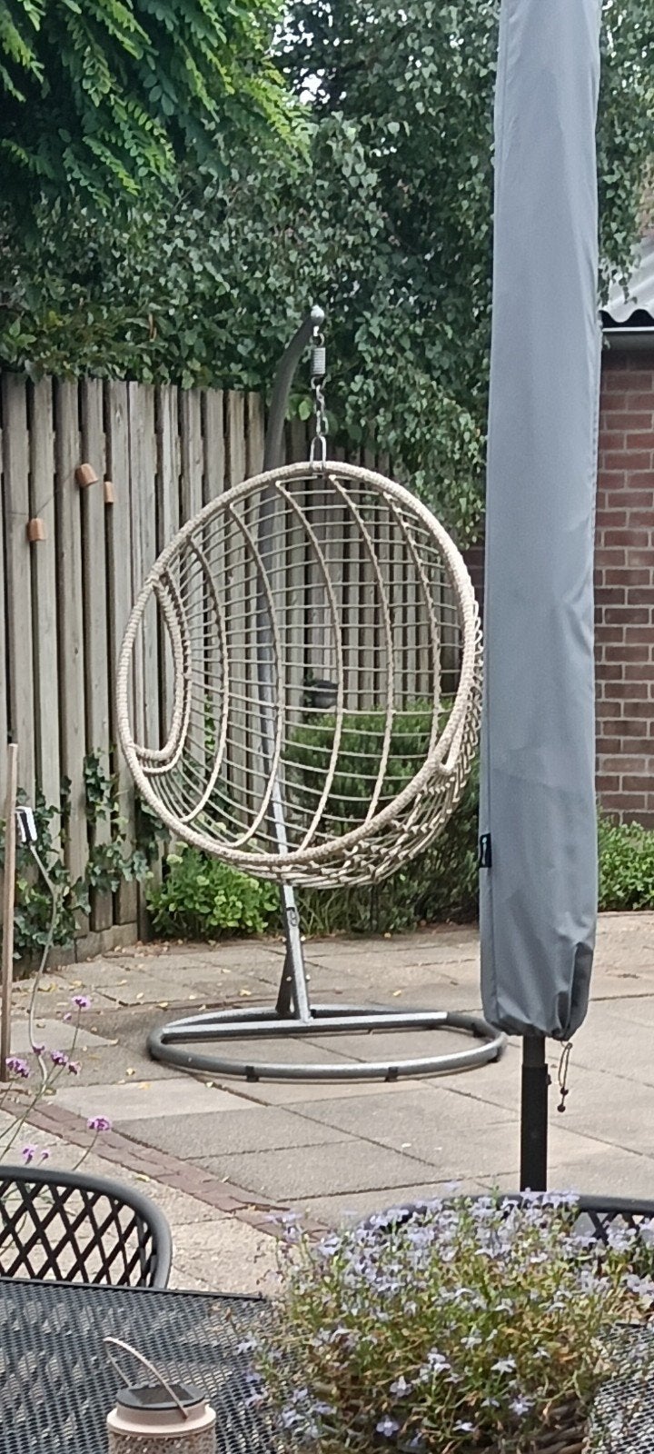 Hangei met donkergrijs kussen zgan, Tuin en Terras, Ophalen, Zo goed als nieuw, Kunststof