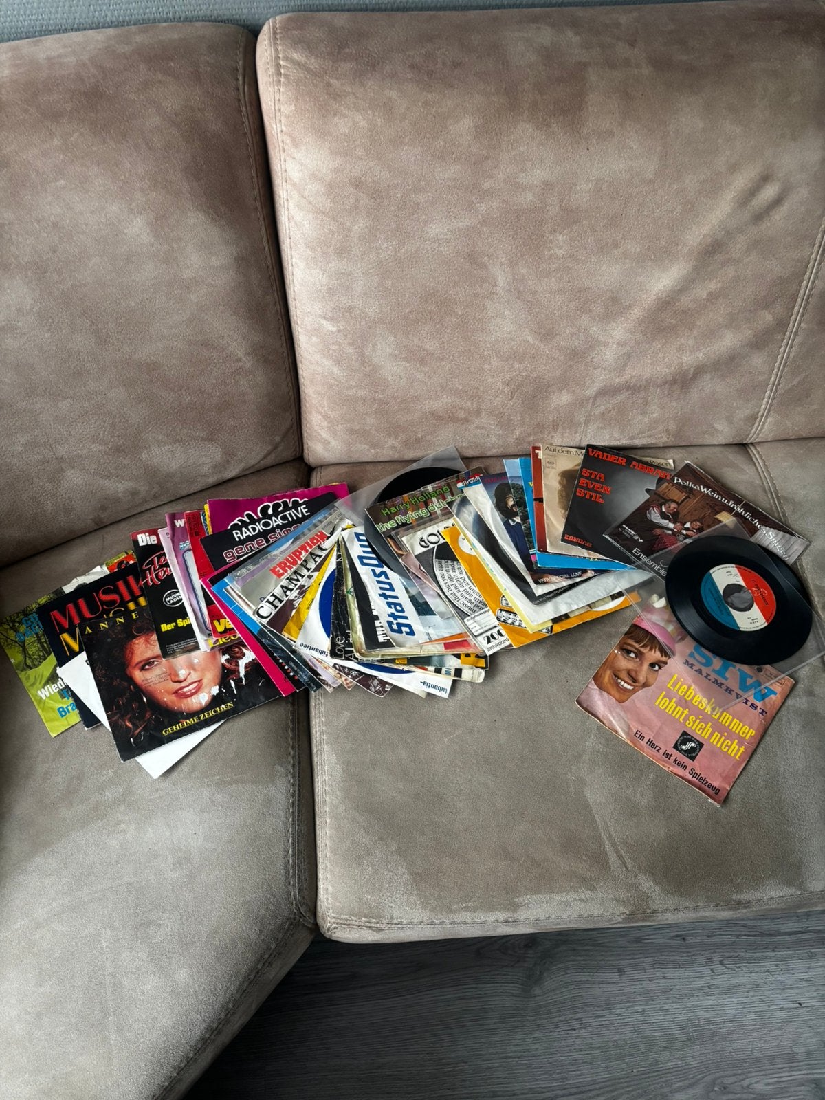 Te koop partij vinyl singels 150 stuks, Ophalen of Verzenden, Gebruikt, Overige formaten